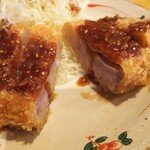 Tonkatsu Kogane - とんかつ…ゴマソースをかけて (柔らかくてメチャうま)