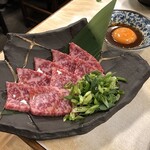 焼肉 こじま - 特選黒毛和牛炙りウチヒラ税抜1500円