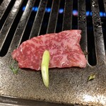 焼肉 こじま - 特選黒毛和牛炙りウチヒラ税抜1500円