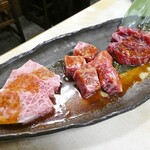 焼肉 こじま - 特選お肉の盛り合わせ3種(上ハラミ、上カルビ、上ロース)税抜3000円