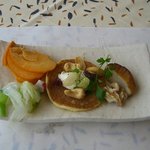 ございんや 旬 牡蛎庵 - 先付け　どら蒲鉾に自家製牡蠣のクリームチーズをトッピング