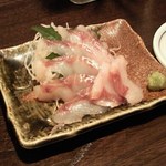 金町製麺 - '12/04/11 千葉県産 スズキの刺身（380円）