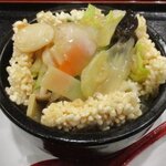 台湾料理 王府 - 海鮮おこげ！
