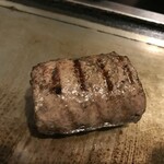 厚切りステーキと超粗挽きハンバーグ たわらや - 