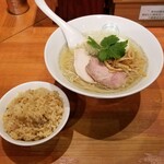 麺屋 六感堂 - らーめん（しお）＆チャコ飯