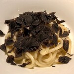 横浜馬車道 旬の肉料理イタリアン オステリア・アウストロ - 2020.1.  神奈川黒トリュフたっぷりかけたカチョエペペトンナレッリ