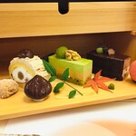 原宿 東郷記念館 - ケーキ１つ１つ美味しい けど重め