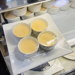 エビアンコーヒー - すごいプリンの数♥♥