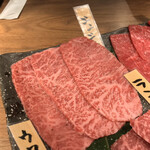 焼肉ホルモン 青一 - 焼肉ホルモン 青一(東京都港区青山一丁目)青一特選 6種盛り(田村牛)