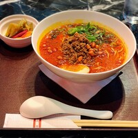 過門香 KITTE丸の内店 - 四川担々麺