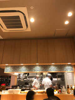 Hakata Ama No Kitte Hakata Ten - 目の前で職人さんが料理してくれます