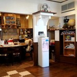 きまぐれカフェ クローバー - 雰囲気の良い店内