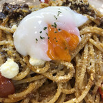 ユーパスタ - ボロネーゼ温泉玉子のせ