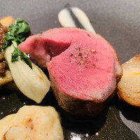 オオハラ エ シーアイイー - 仔羊のロースト。