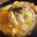 Tonkatsu Kogane - かつ丼  (卵のとじ加減が旨～い)