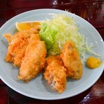 居酒屋 ヤマヤ - １）カキフライ 700円