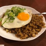 鉄板居酒屋 タロジロ - そばめし