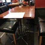 鉄板居酒屋 タロジロ - 店内