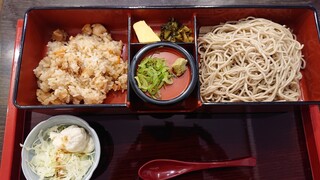 Soba Izakaya Yokaya - 日替御膳