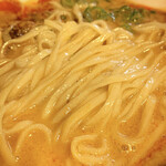 らぁ麺 紫陽花 - ・麻辣担々麺 900円
      ・特製トッピング 250円