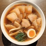 麺創 なな家 - ・参州マタギそば(猪ジビエ醤油ラーメン) 950円
      ・肉マシ 450円