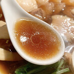 麺創 なな家 - ・参州マタギそば(猪ジビエ醤油ラーメン) 950円
      ・肉マシ 450円