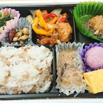 ほっともっと - 料理写真:華・幕の内弁当￥490-