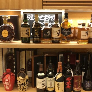 北海道の地酒やウイスキーなど、料理と相性のいいお酒をご用意