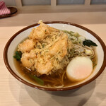 そばの神田 東一屋 - アサソバビンボー！　
      朝そば＋えびかき揚げ！