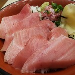 海鮮丼がってん寿司 - 中トロ鉄火丼