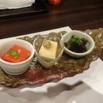 賛飲家 - 日替わりのお通し