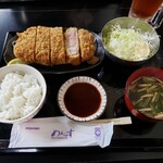 とと、とん - とんかつ厚切り定食