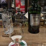 バー フィッシュ ボーン - アードベッグ　パーペチューム　２００周年（２０１６年数量限定）