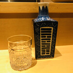 銀座 しのはら - オールドバカラのグラスで