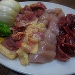 石樽 焼鳥専門店 - 料理写真:むね肉ともも肉の盛り合わせ