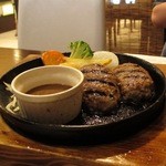 自家挽き炭焼きハンバーグ・ステーキ専門店 炭棟梁IORI - 黒毛和牛ハンバーグステーキ\1480