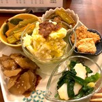 Takenaka tei - おばんざい全盛り（若ごぼうとおあげさんの炊いたん・青梗菜と竹の子の中華風旨煮・アンチョビポテトサラダ・助子の炊いたん・ワケギのぬた和え・菊芋のキンピラ）¥880