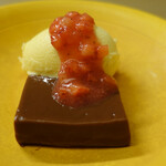 赤坂 菊乃井 - 謎のカカオ豆腐