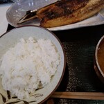 キッチンなかむら - 焼魚定食（ｻﾝﾏ開き）の左側