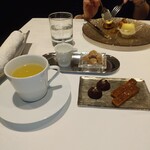 ル・マンジュ・トゥー - 