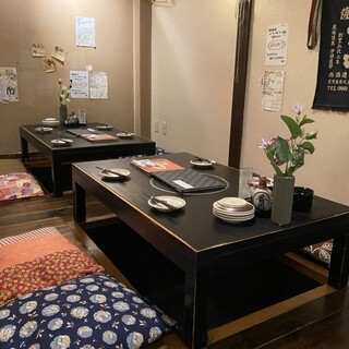 くつろぎの掘りごたつ席でゆったりとしたひと時を◎