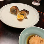 赤坂 菊乃井 - 焼物：塩鰤の酒焼き　辛み大根 丁寧な仕事。辛み大根がたっぷりでうれしい。