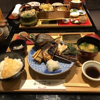銀座米料亭 八代目儀兵衛 - 季節の焼き魚の二種盛り銀シャリ御膳¥1,550-