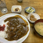 ふかわとんかつ店 - かつカレー　1,000円
            甘いカレー好きの人には良いと思います。