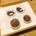 communico - 最後の飲み物 お茶が2種類とコーヒーが2種類