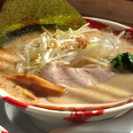 熟成豚骨ラーメン専門 一番軒 - 担々豚骨ラーメン