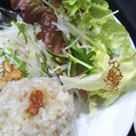 衣さんの店 - 生野菜たっぷり