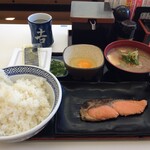 吉野家 - R.1.12.29.昼 朝ごはん：特朝定食 528円税別・ご飯増量 無料・とん汁変更 +121円税別