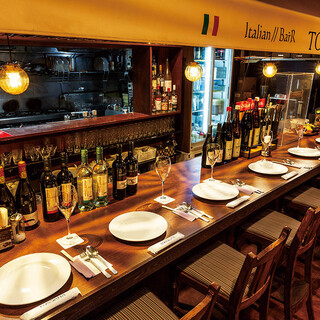 雰囲気の違うカウンターも人気席♪
カップルにもおすすめ！　