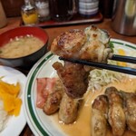 かつれつ四谷たけだ - ズッシリと重い(^^)